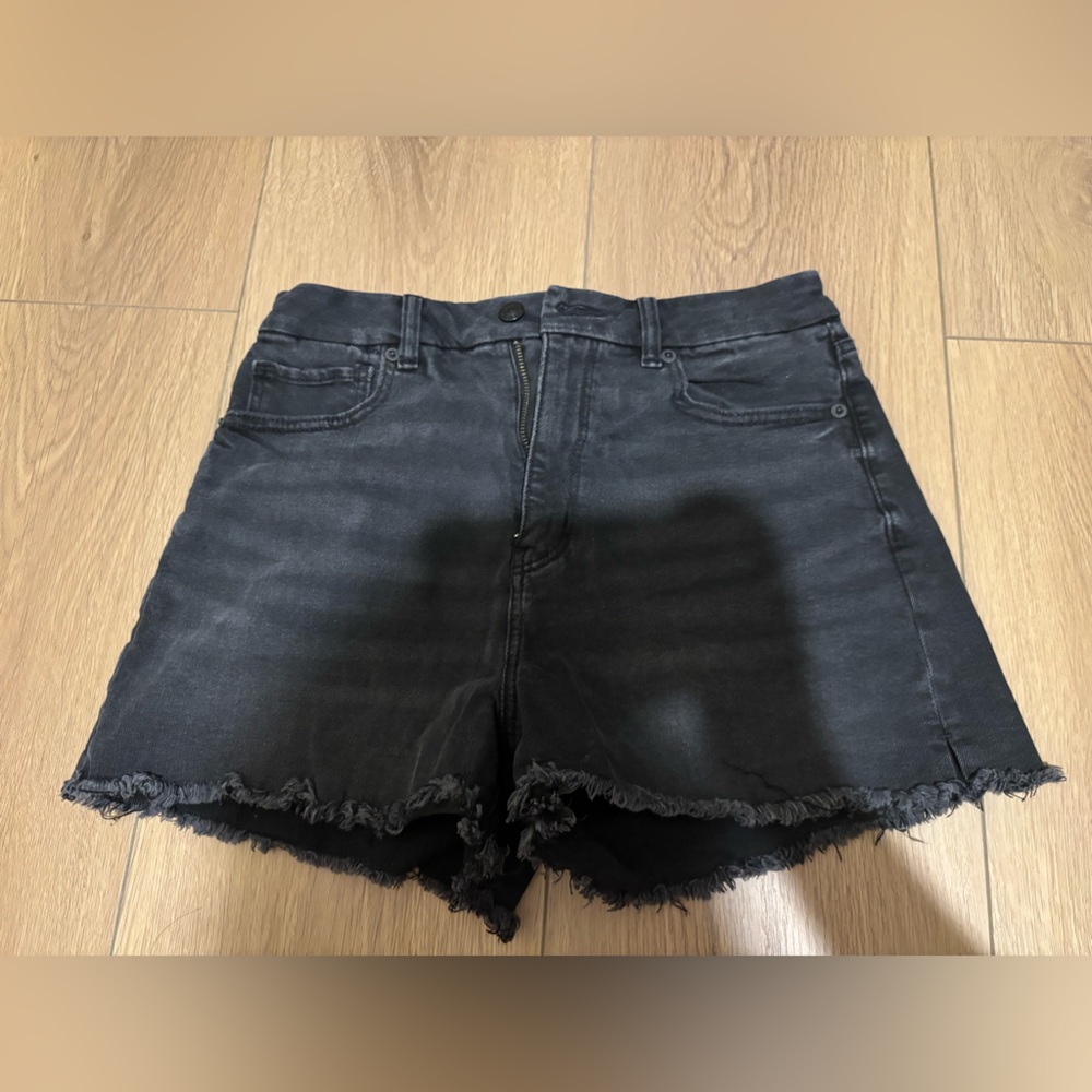 AE high rise mom shorts size 6